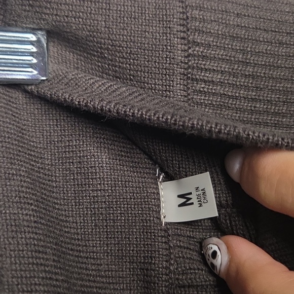 Essentials Charcoal/ Chocolate Ribbed Leggings Size M - Picture 9 of 12